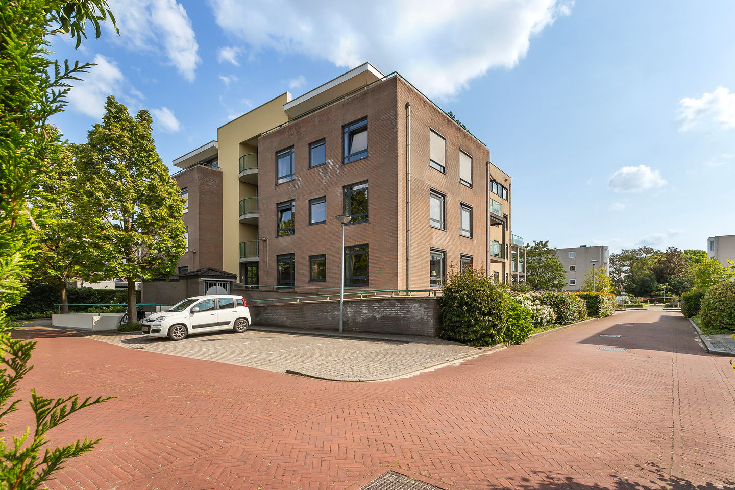 Foto 1 van Vijverlaan 55