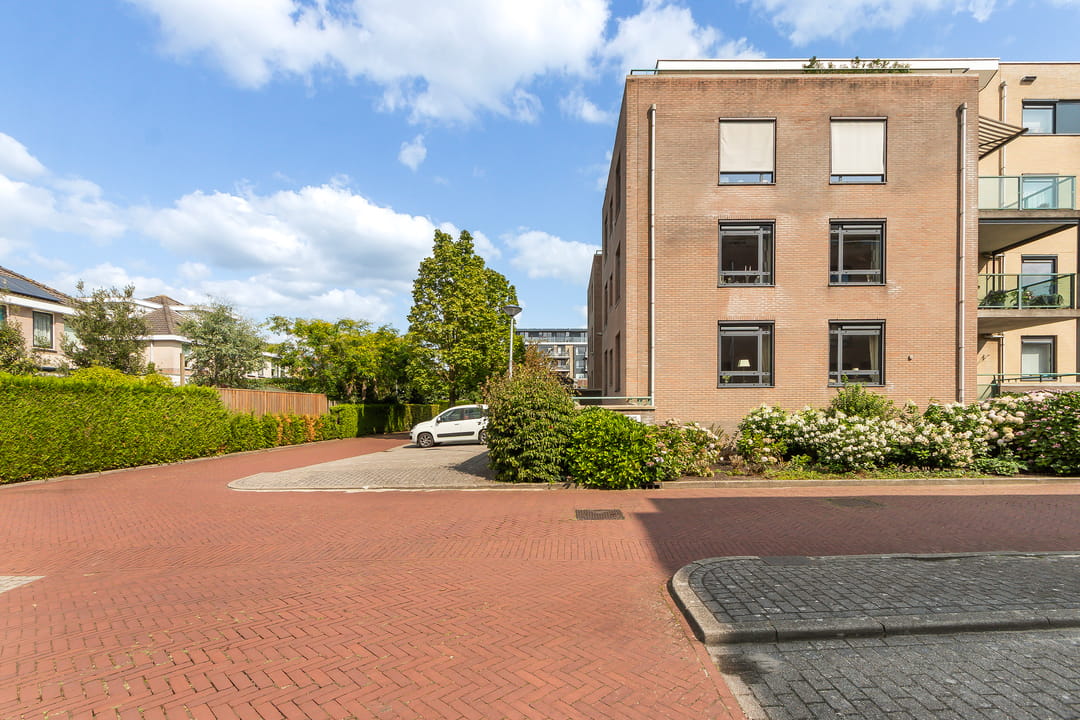 Photo 8 of Vijverlaan 55