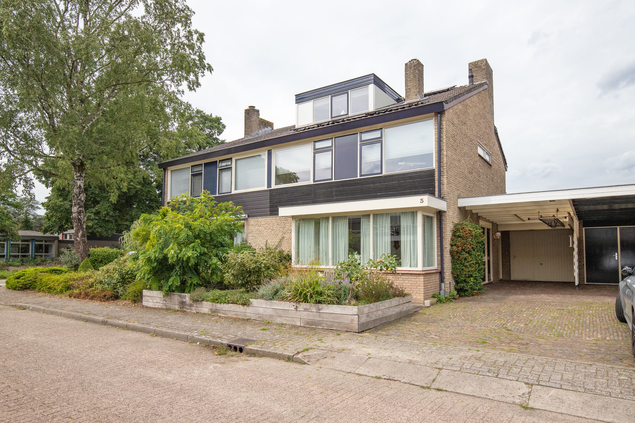 Aardbolhof 3 