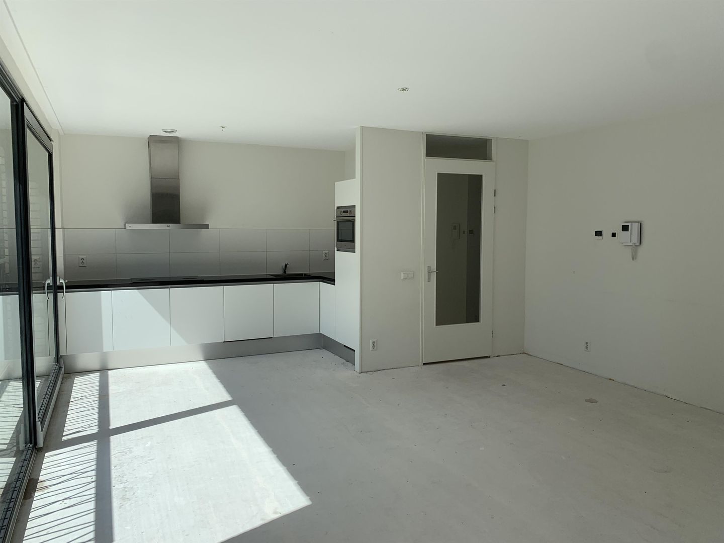 Photo 4 of Spadinalaan 140