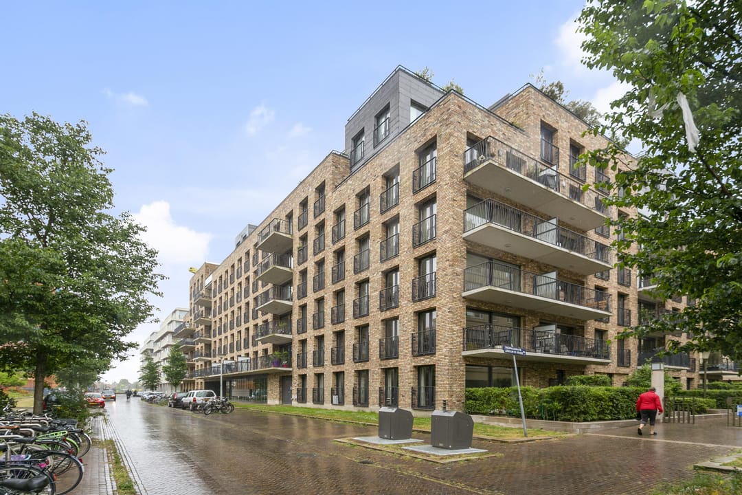 Photo 1 of Spadinalaan 140