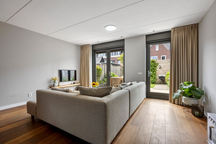 Foto 18 van Zijdehoenderlaan 68