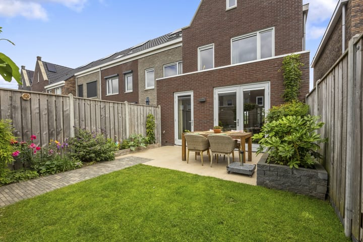 Foto 32 van Zijdehoenderlaan 68