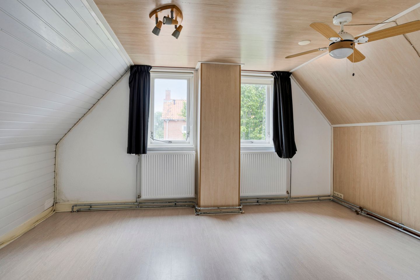 Foto 25 van Leensterweg 4