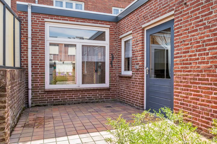 Foto 32 van van Slichtenhorststraat 9