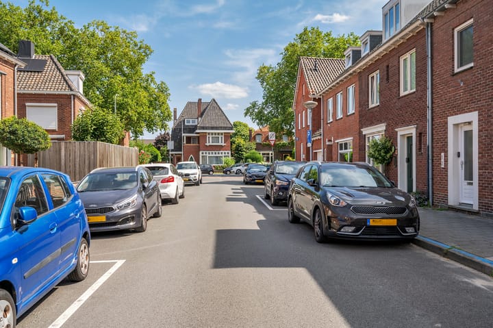 Foto 35 van van Slichtenhorststraat 9