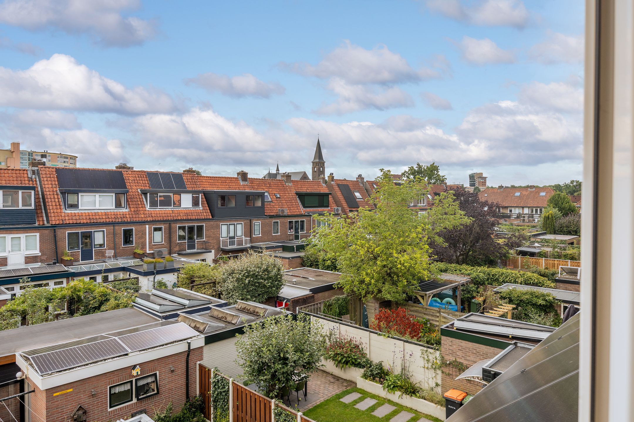 Photo 33 of Lingestraat 25