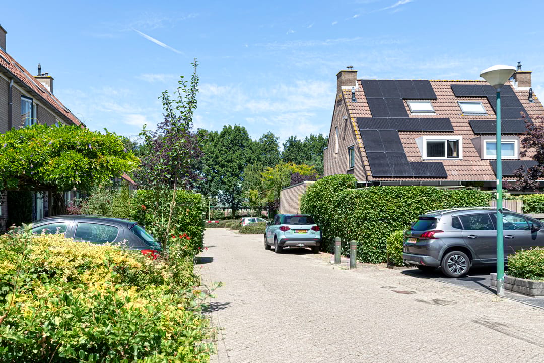 Foto 31 van Ganzerikveld 12