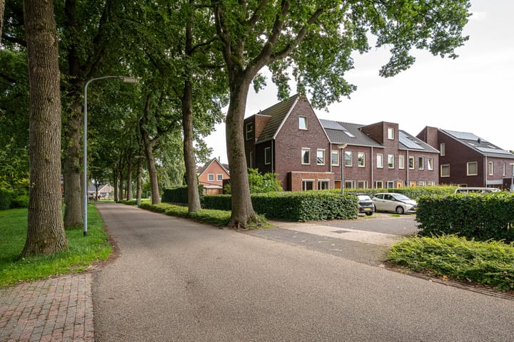 Photo 11 of Dorpshuisweg 8-A