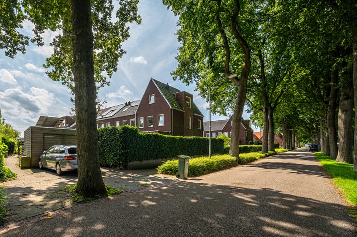 Photo 33 of Dorpshuisweg 8-A