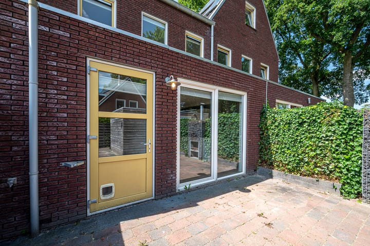 Photo 39 of Dorpshuisweg 8-A