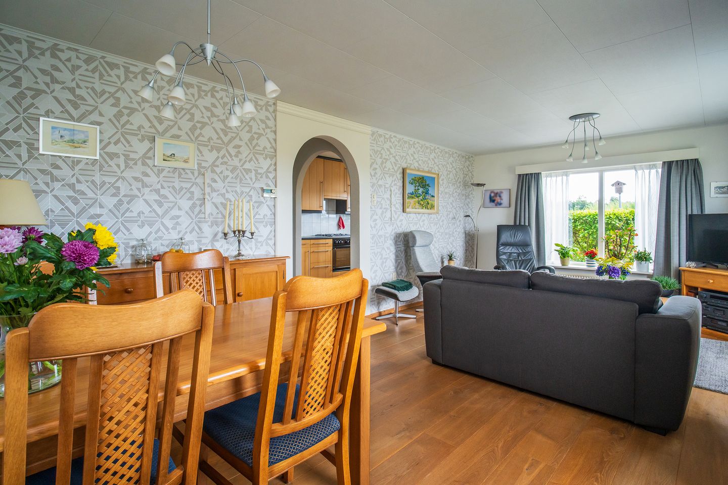 Foto 20 van Hallerweg 44