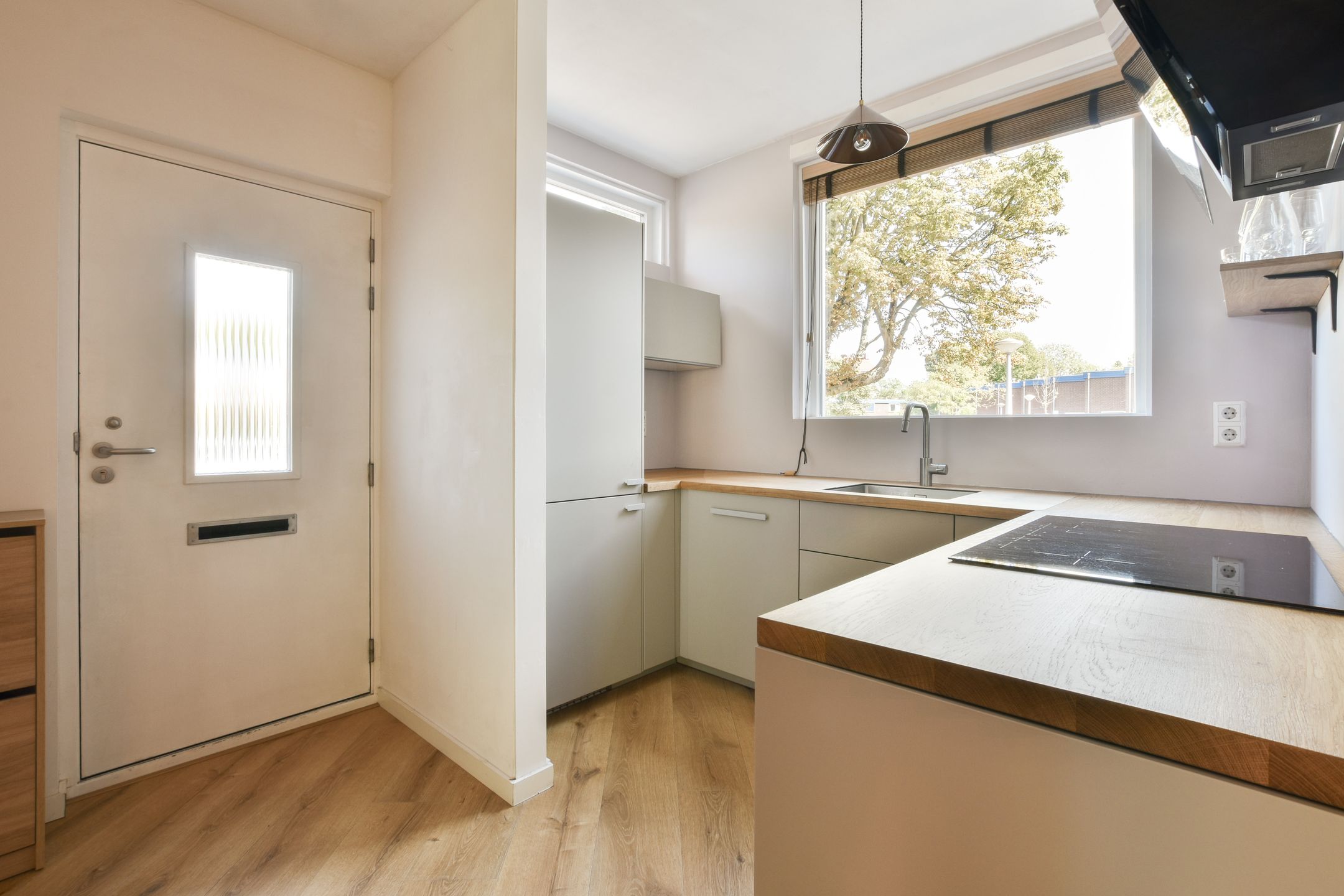 Foto 9 van Anton Petershof 10