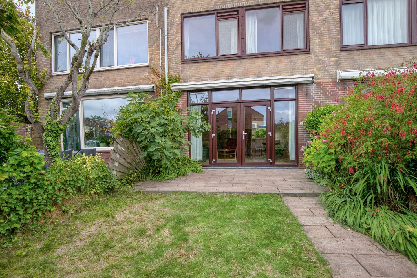 Foto 25 van Nieuwesluisplein 3