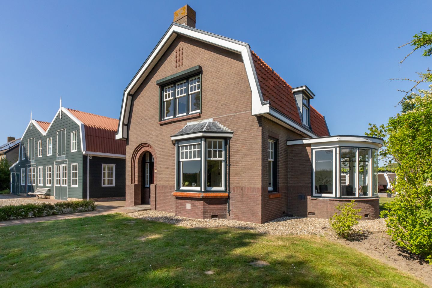 View photo 4 of Molendijk 57
