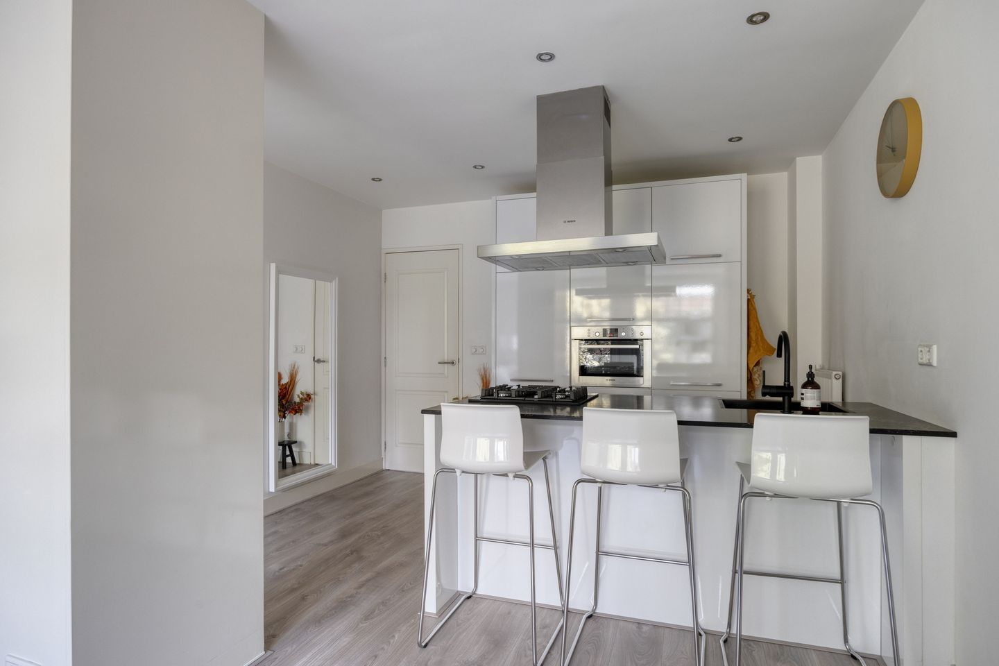 Foto 10 van Besemerstraat 8-A02