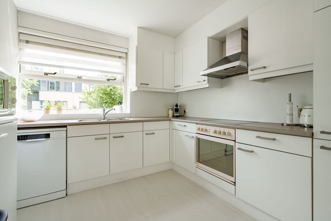 Photo 13 of Van Doesburglaan 176