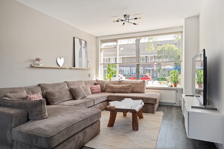 Photo 2 of Westhemstraat 22