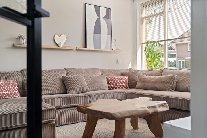 Photo 7 of Westhemstraat 22