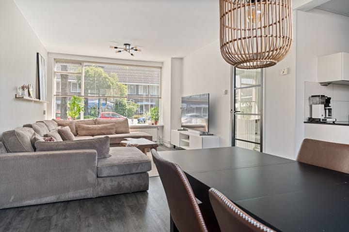 Photo 11 of Westhemstraat 22