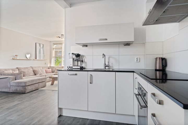 Photo 14 of Westhemstraat 22