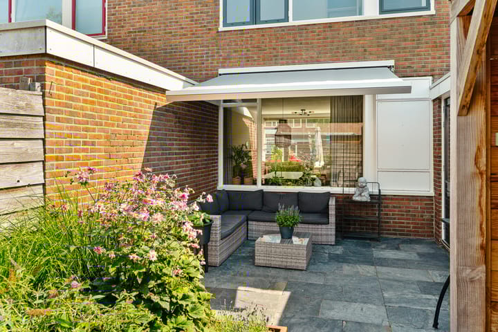 Photo 19 of Westhemstraat 22