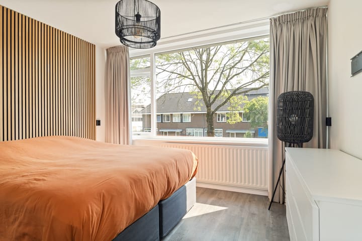 Photo 28 of Westhemstraat 22