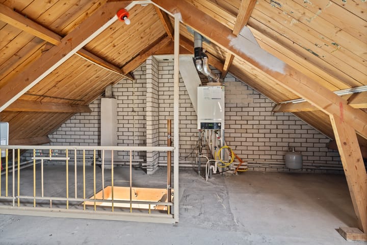 Photo 36 of Westhemstraat 22