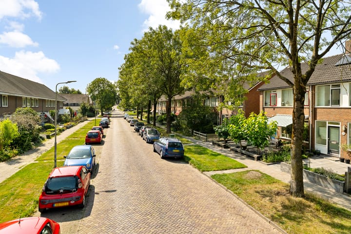 Photo 38 of Westhemstraat 22