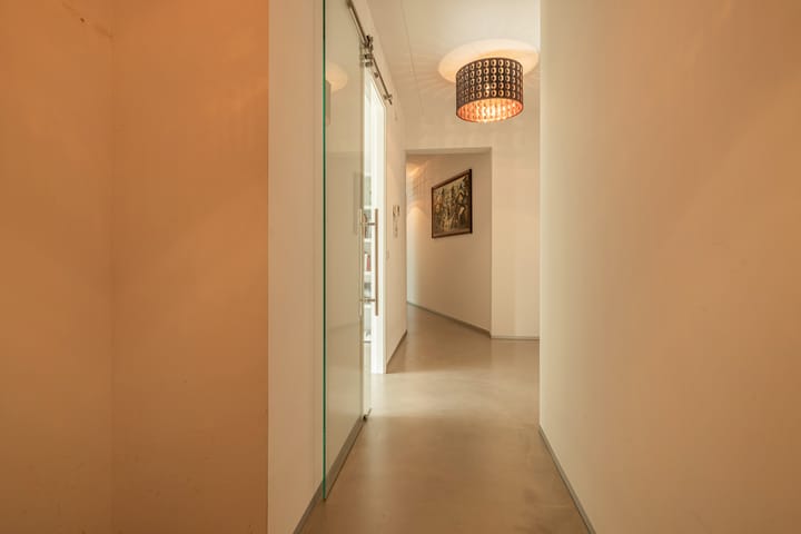 Foto 12 van Kruiskade 2-F