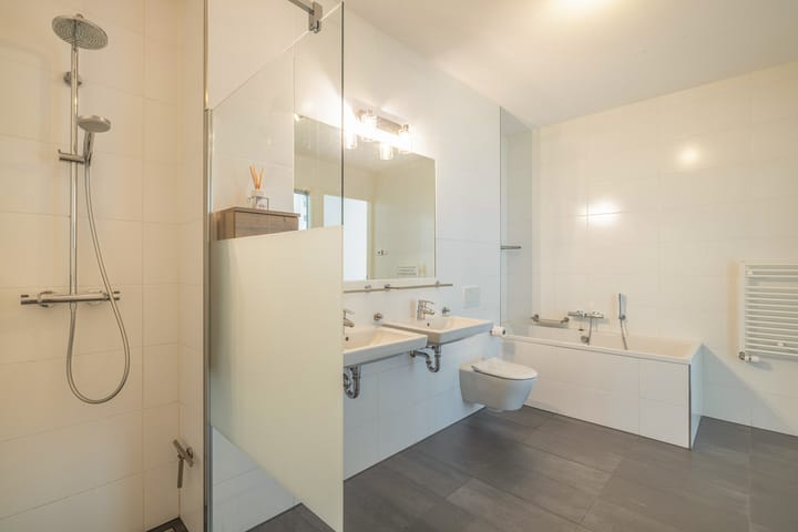 Foto 17 van Kruiskade 2-F