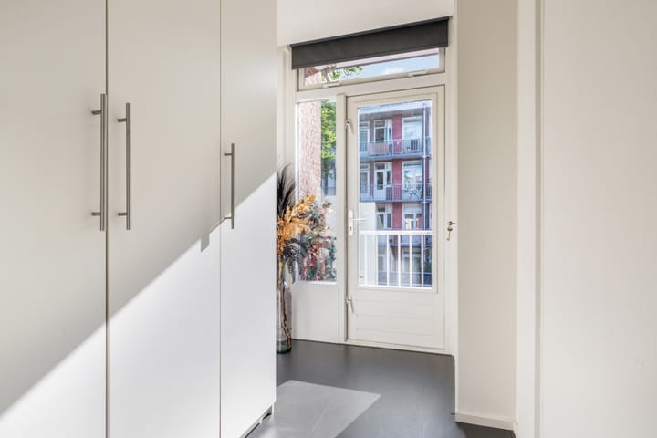 Foto 15 van Van Gentstraat 38-1