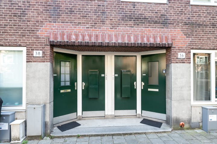 Foto 23 van Van Gentstraat 38-1