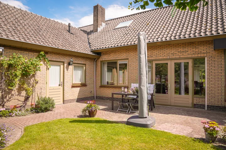 Foto 44 van Viaductstraat 68