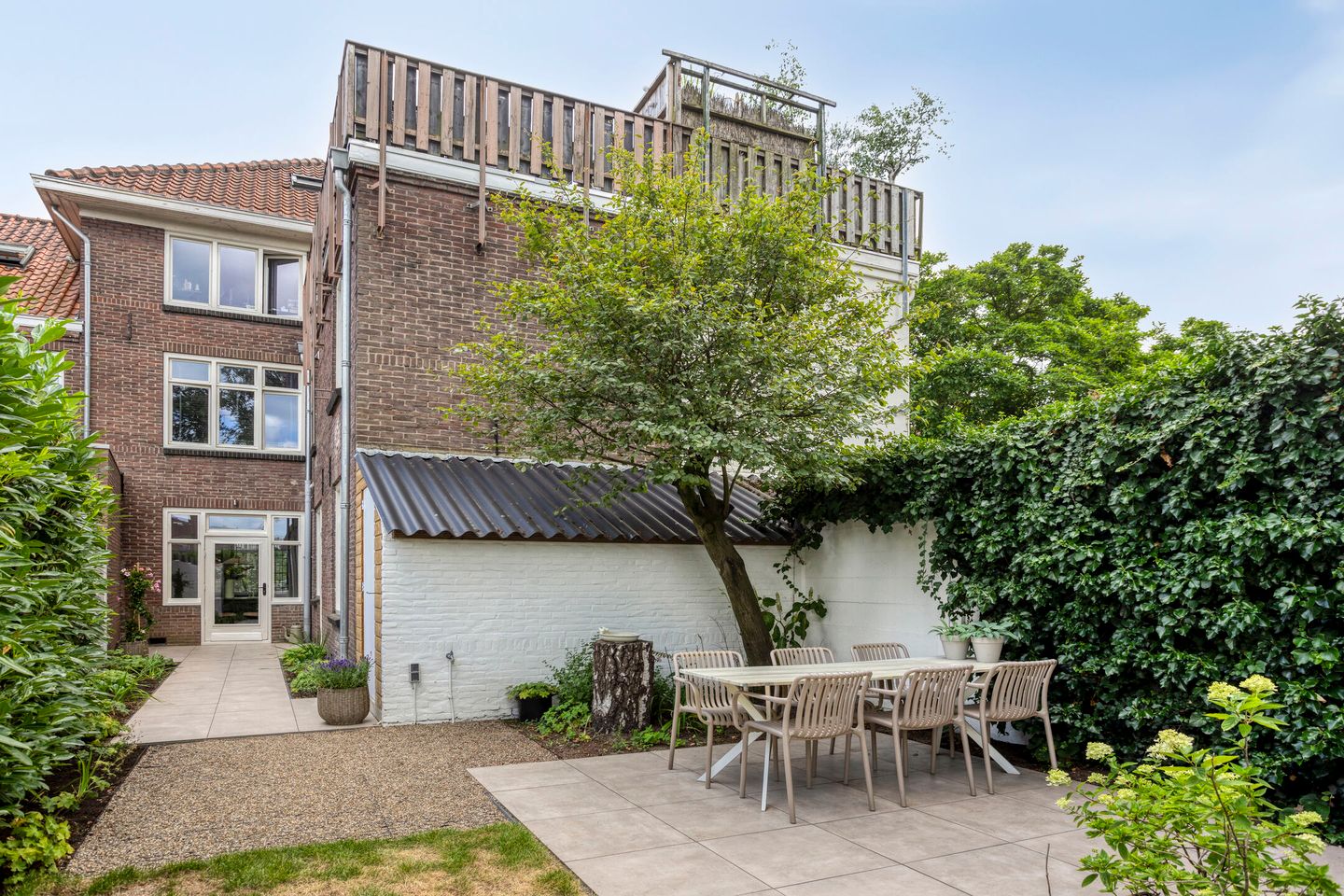 Foto 29 van St Rochusstraat 12