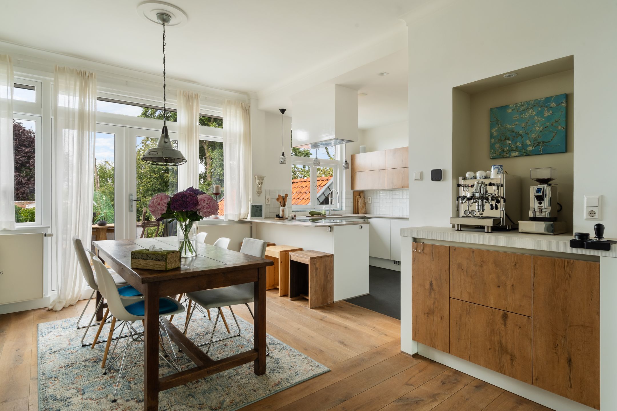 Foto 12 van Delftsestraatweg 10