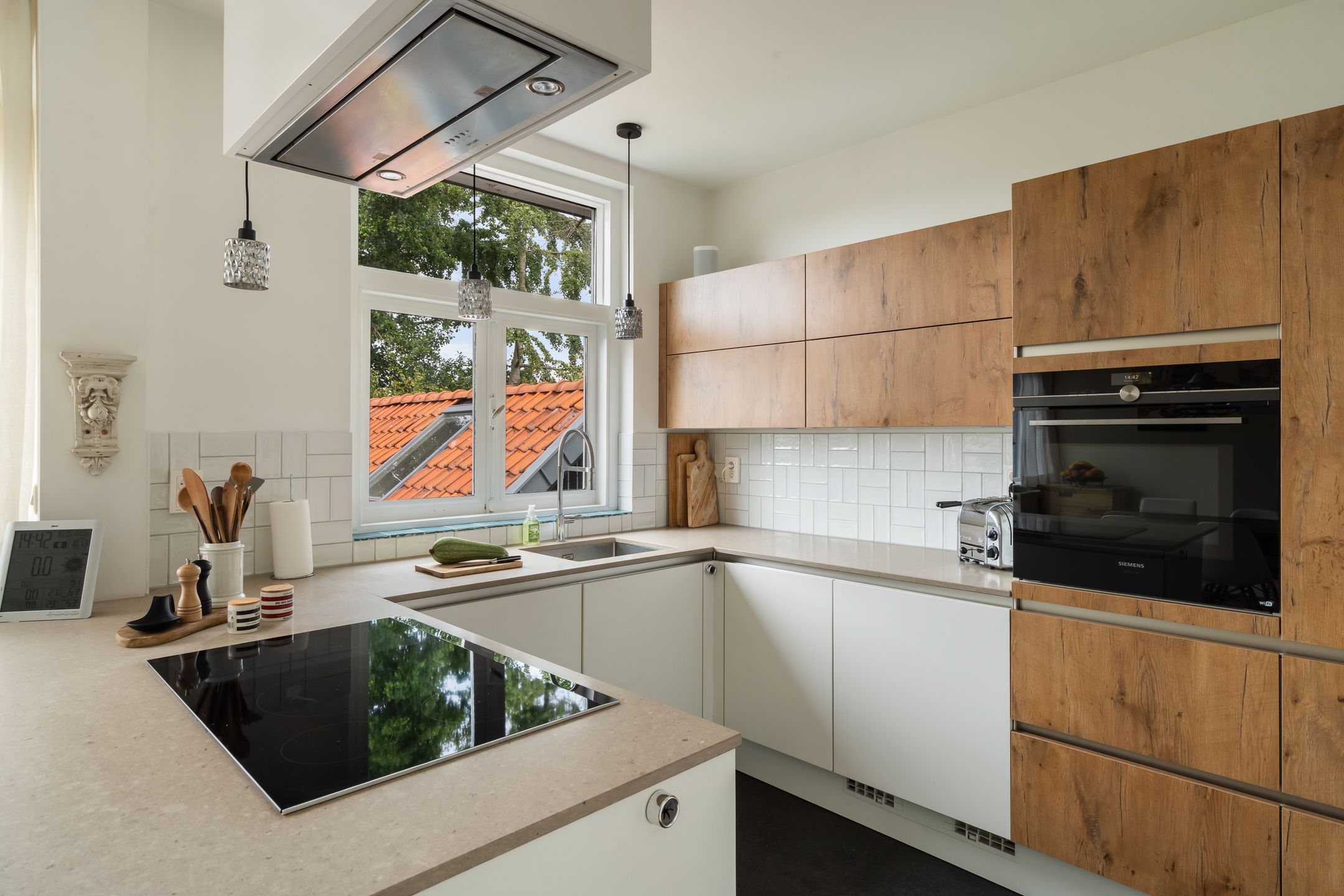 Foto 15 van Delftsestraatweg 10