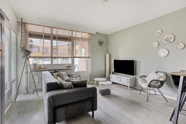 Foto 3 van Velmolenweg 31