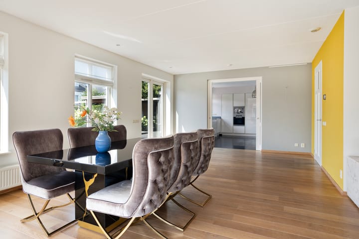 Foto 6 van Velpstraat 10