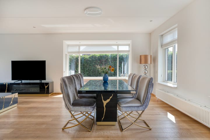 Foto 8 van Velpstraat 10