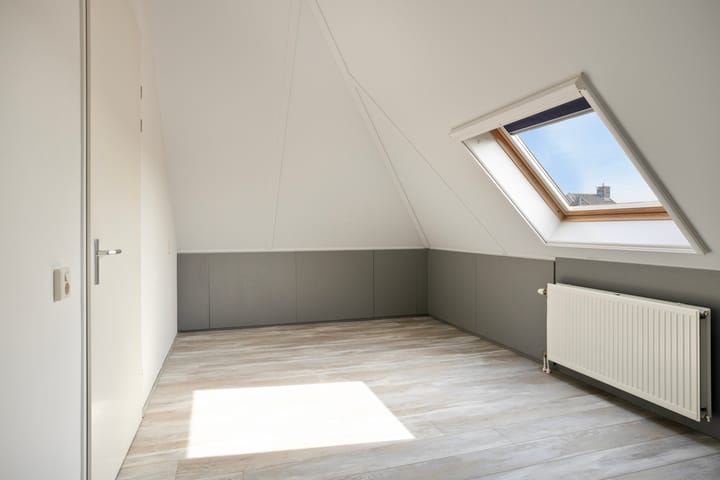 Foto 40 van Velpstraat 10