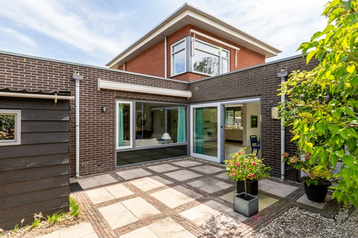 Photo 34 of Voorhof 43