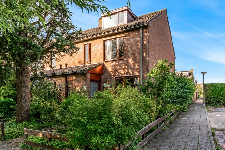 Photo 2 of Geerland 25