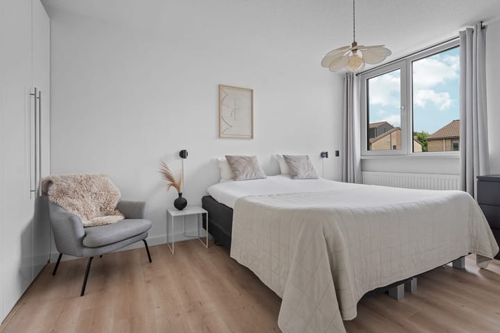 Foto 20 van Louise Michelstraat 1