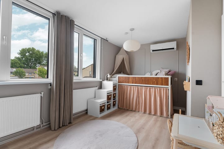 Foto 22 van Louise Michelstraat 1