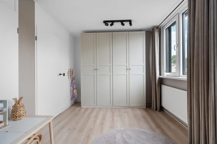 Foto 23 van Louise Michelstraat 1