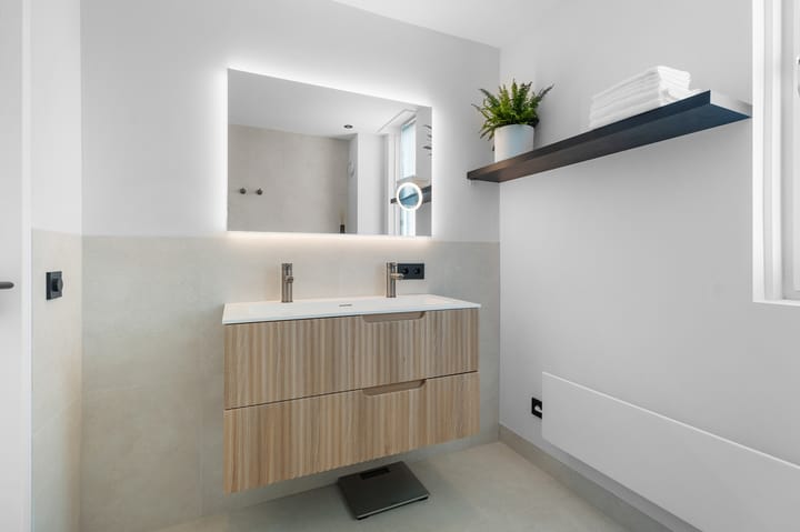 Foto 27 van Louise Michelstraat 1