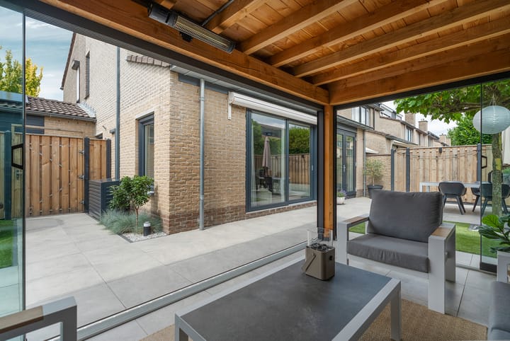 Foto 40 van Louise Michelstraat 1