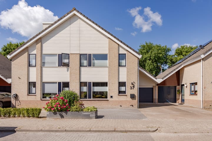 Foto 2 van Dukaat 37