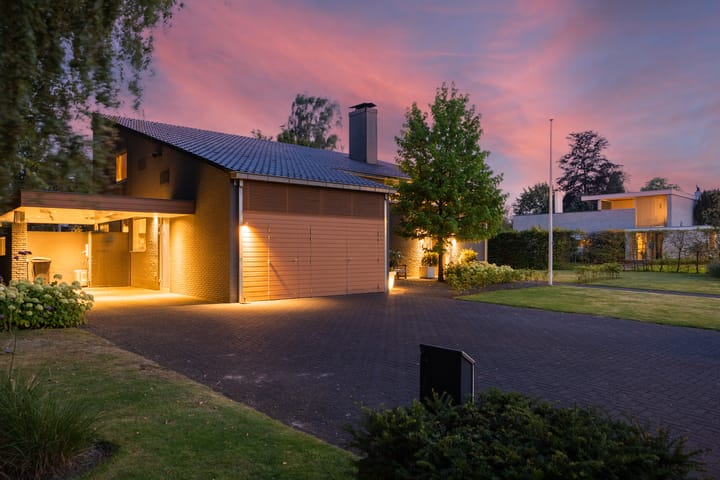 Photo 60 of Singravenlaan 12